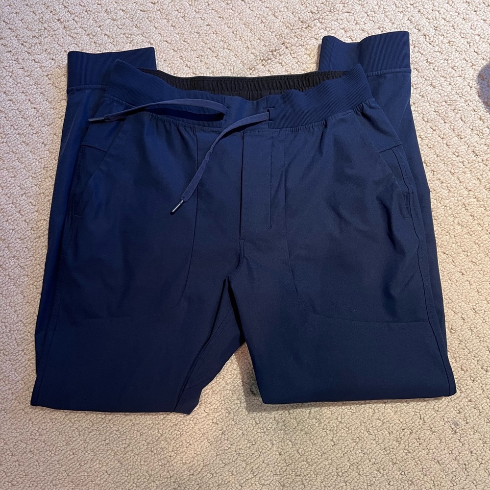 Men’s M Lululemon ABC Jogger - Shorter Inseam